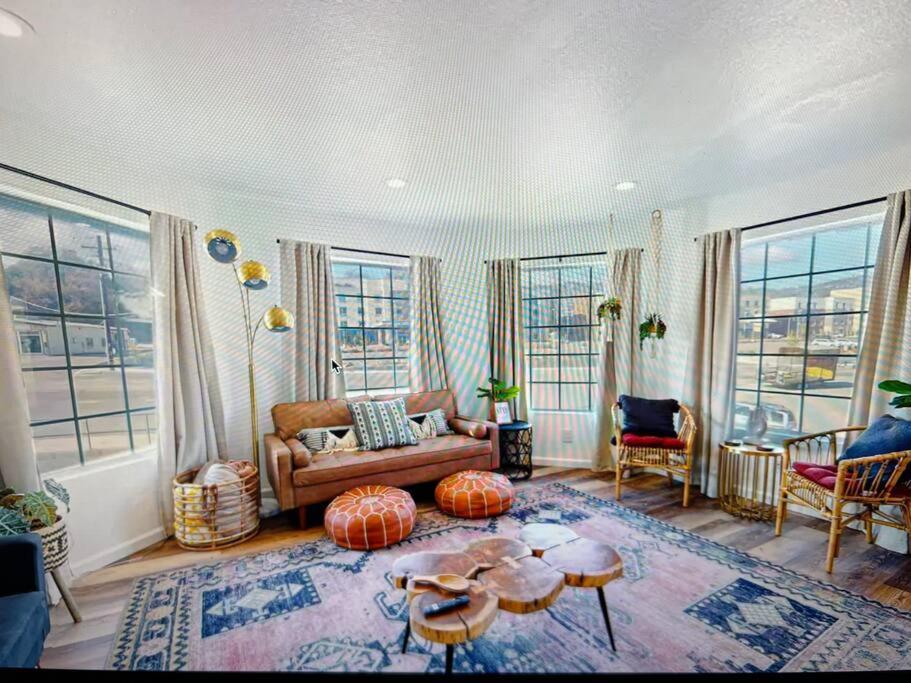 New Modern Boho Apt- Close To Yosemite Oakhurst Εξωτερικό φωτογραφία